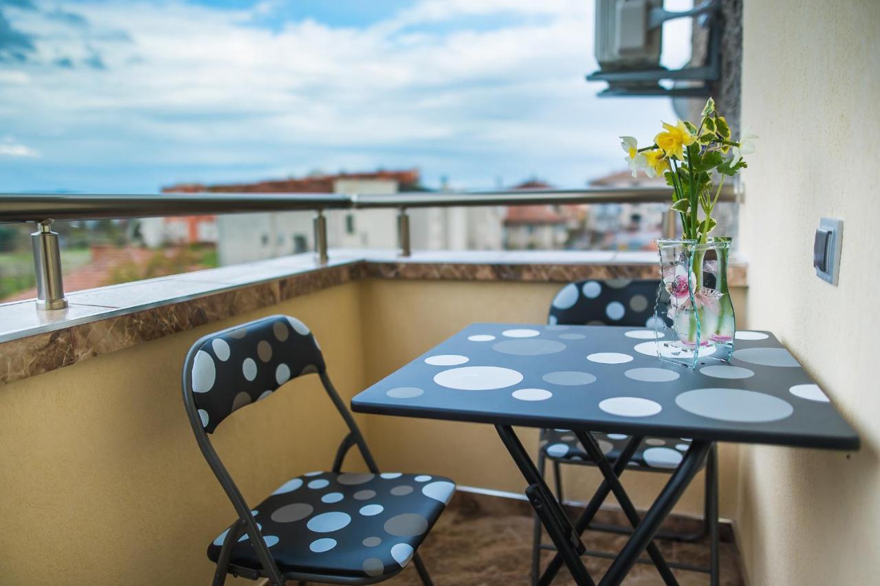Apartament Tiana Lux Chissarja Exterior foto
